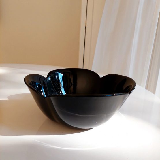 Zwarte Vintage Schaal 4 Zwarte Vintage Schaal 1