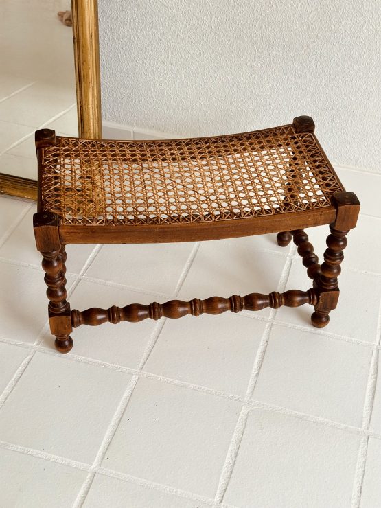 Krukje Rotan Webbing Pitriet Voetenbankje Vintage Antiek Bobbin
